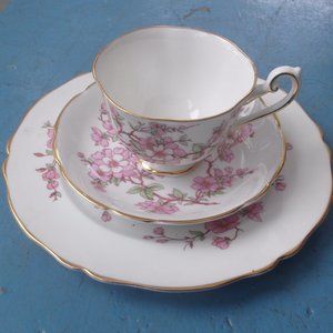 6 sets Grosvenor 3 piece Blossom tea luncheon set bone china cup saucer plate